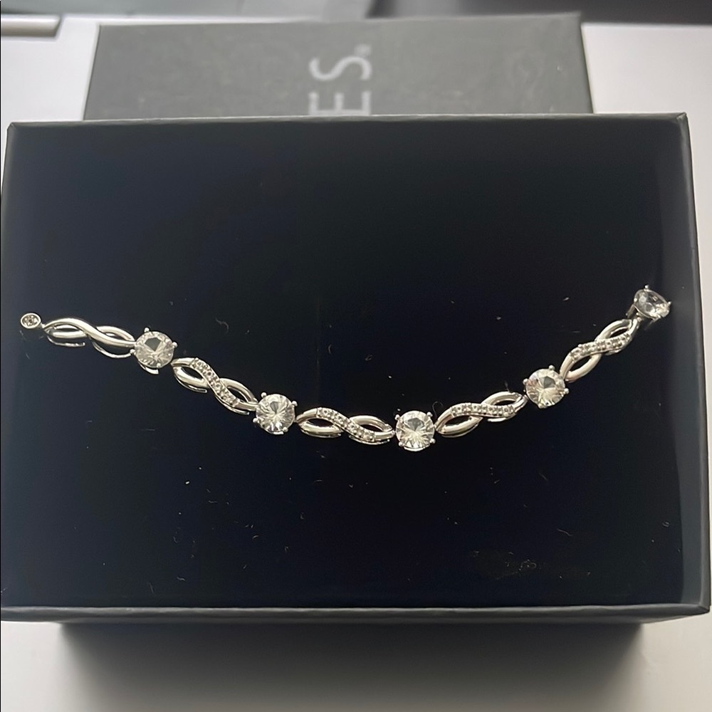 Zales Silver Bracelet Modern Design
